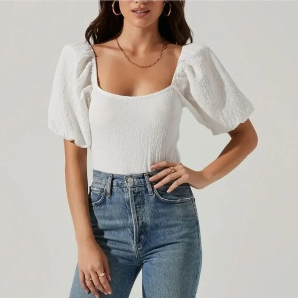 ASTR white crepe puff sleeve square neck body suite size medium - Picture 1 of 14